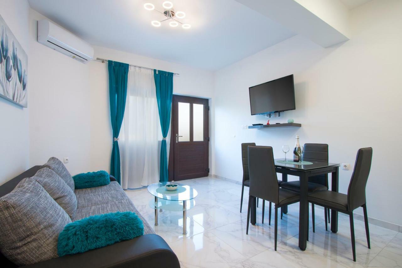 Apartment Rnjak Vinkuran Exterior foto