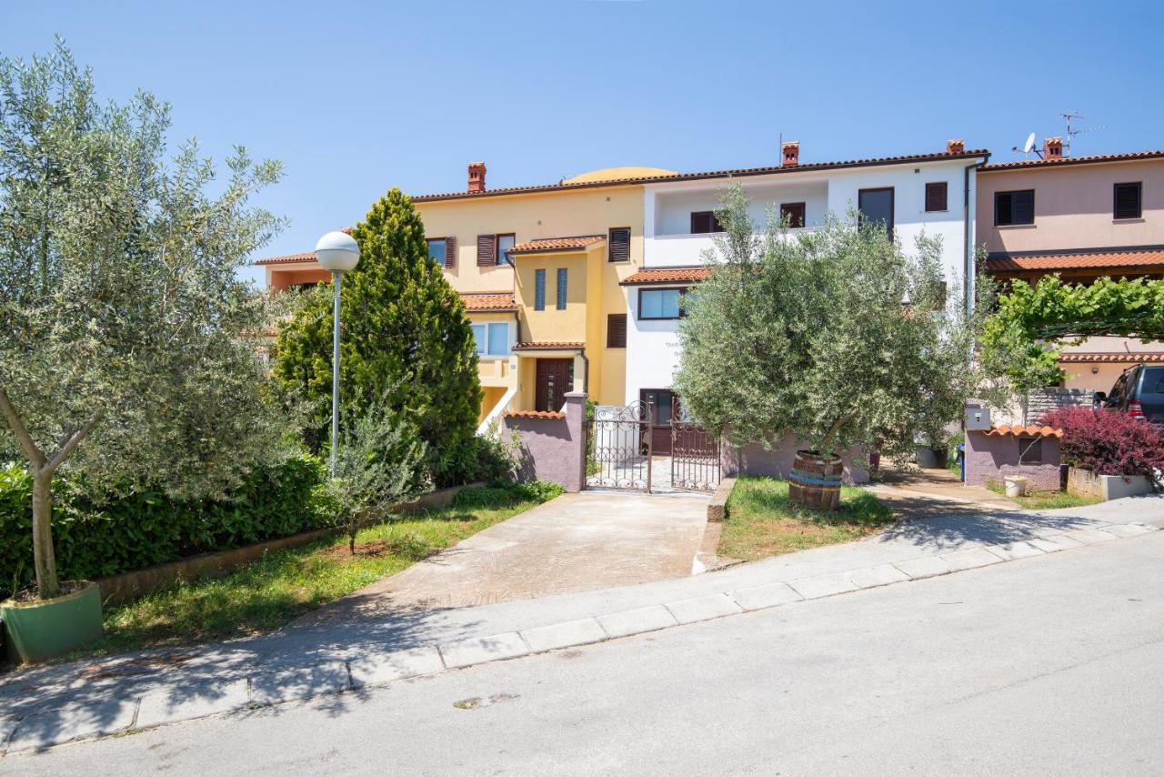Apartment Rnjak Vinkuran Exterior foto